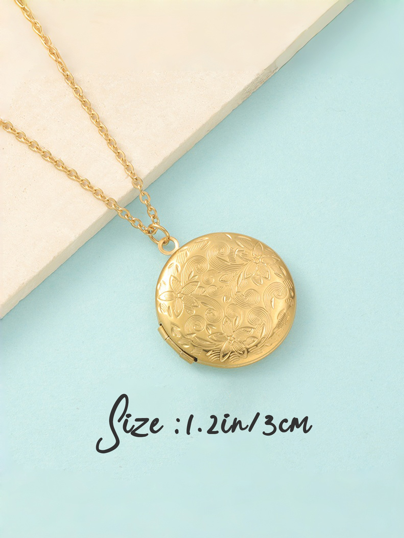 Personalized Photo Round Pendant Necklace Customize with Your Own Photo The Perfect Gift: Personalized Photo Necklace